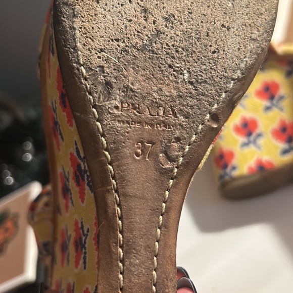 Prada yellow & floral platform, wedge sandals - Picture 9 of 12